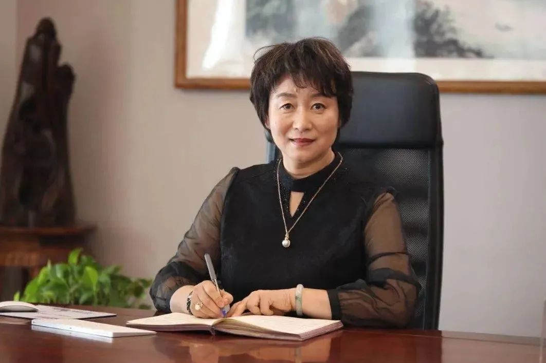 青岛丁琳2.jpg